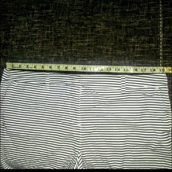 Nautica Bermuda Shorts Size 14 Stripe Stretch EUC - Picture 9 of 11